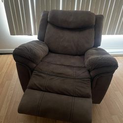 Recliner Chair!