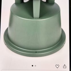 2 Bose Outdoor Speakers 