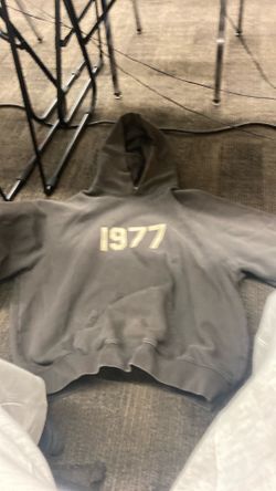 Essentials hoodie size medium color:iron
