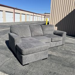 Gray Ashley Sectional Sofa w / Reversible Chaise ( Can Deliver For $10 )