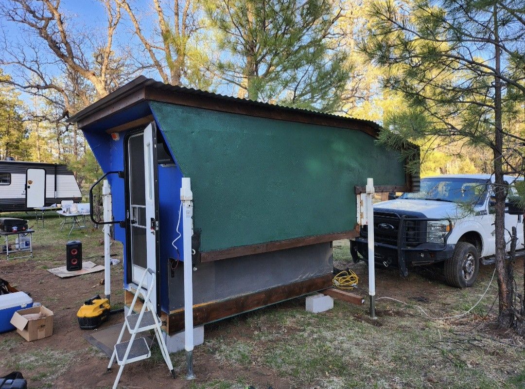 Happijac RV Electric Truck Camper Loading Jacks