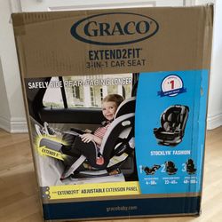 Graco Extend2Fit 3-in-1 Car Seat