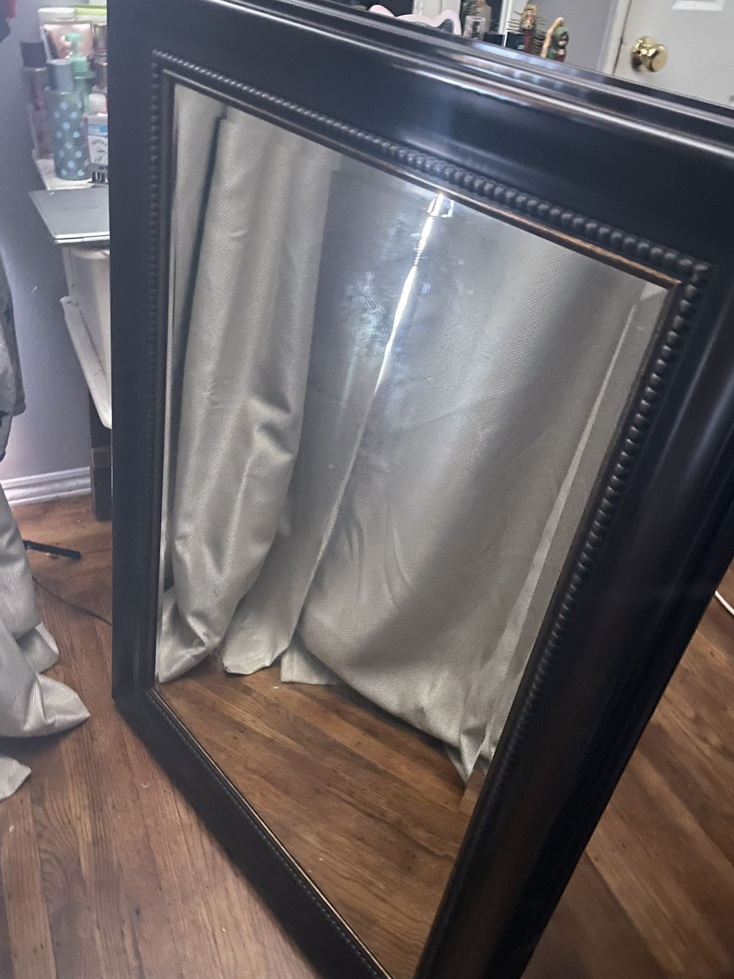 Large Vanity Mirror/ Espejo Para Tocador
