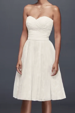 David's Bridal Tea-Length Lace Wedding Dress WITH POCKETS + Floral Belt (Size 8)