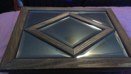 Mirrored jewelry box