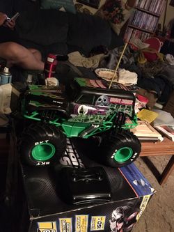 Grave digger r/c
