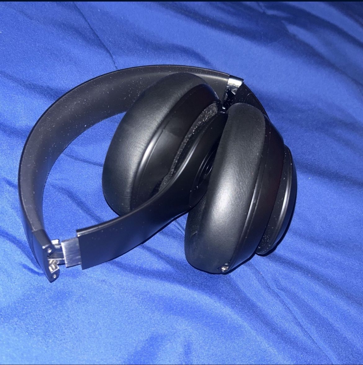 Beats Pro