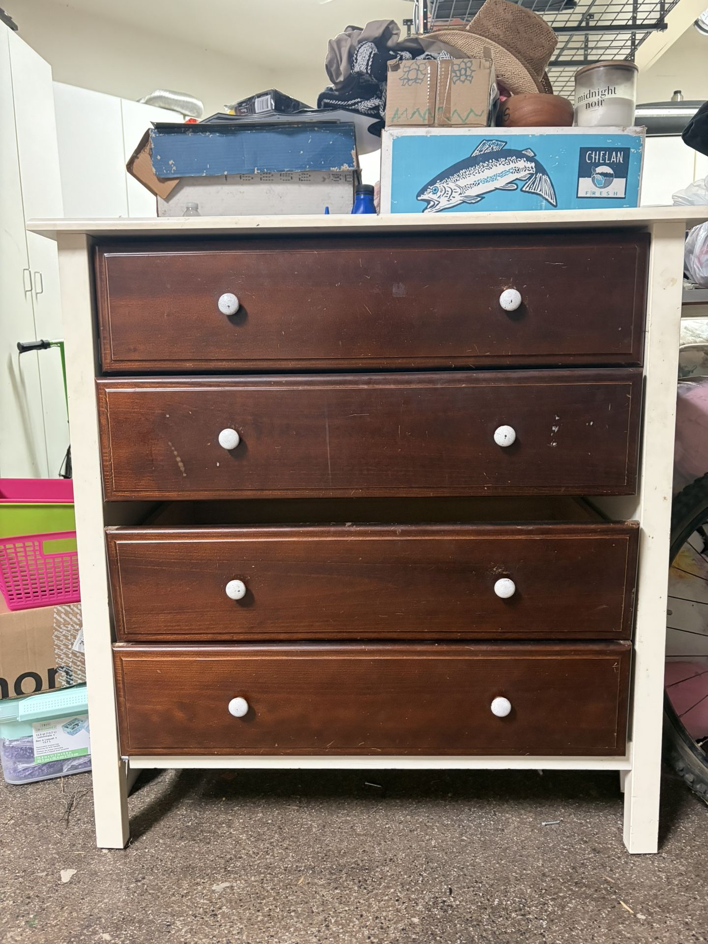 Dresser