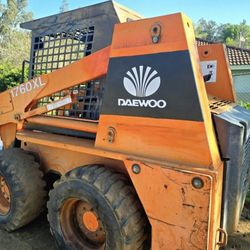 Daewoo 1760XL Skid Steer
