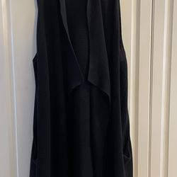 Long Black H&M Basic Sleeveless Open Front Cardigan with Front Pockets - Size Large
