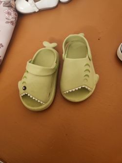 Chanclas De Tiburon Zize 6