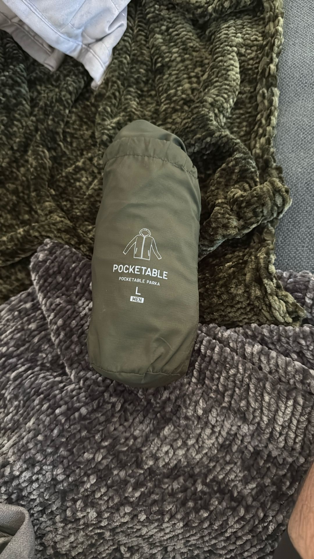 Packable Windbreaker Rain Jacket