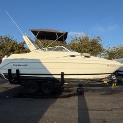 2000 Wellcraft Martinique 2600