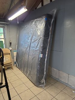 King mattress, NEW BOUGHT BY MISTAKE