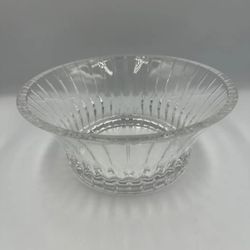 Clear Ribbed Glass Serving Bowl 8.5” Decorative Fruit Salad Bowl