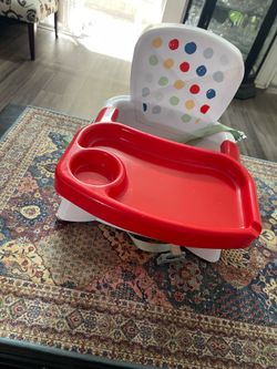 Baby food chair Excellent condition pick up Raseda and vanowen
