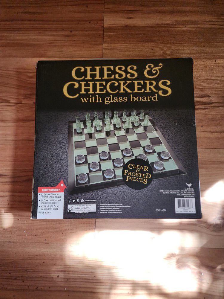 Chess And Checkers / Ajedrez Y Damas