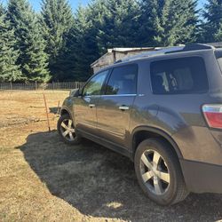 2012 GMC Acadia 