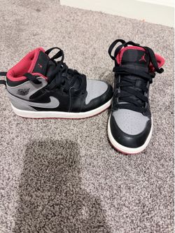 Boys size 13c Jordan’s