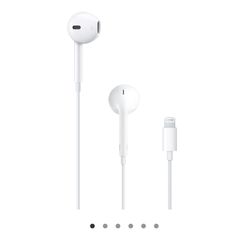 Open box Apple EarPods (Lightning Connector)