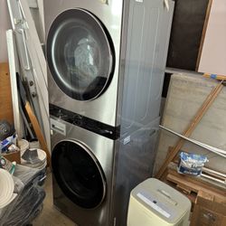 LG Washer/Dryer Machine