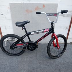 Dynacraft Magna Throttle 20-inch BMX Bike