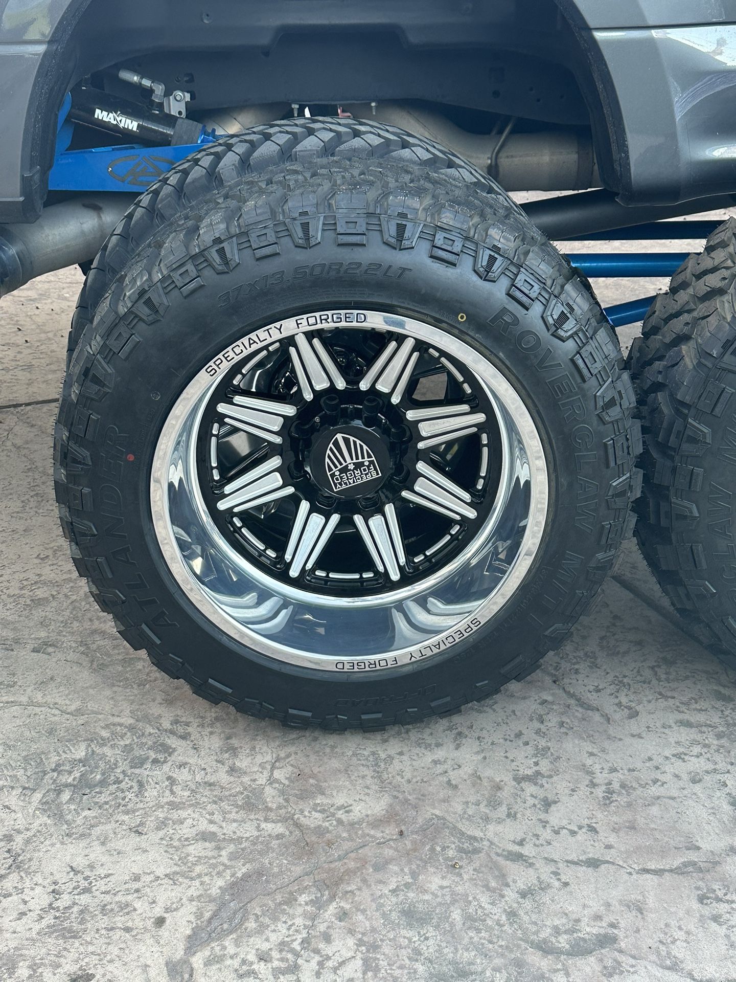 Specialty Forged 22x14 On 37s