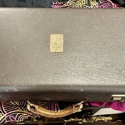 Bach Stradivarius Vintage Early 60s - Brown Leather Hardshell Case  