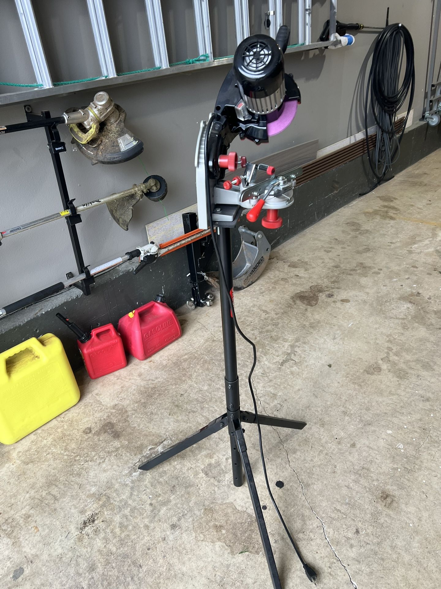 Oregon Professional Compact, Universal Saw Chain Sharpener, for All Chainsaw Chains (410-120)