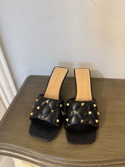 Women’s Gold Studded Mules-Black 8.5