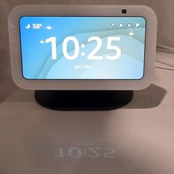 Amazon Echo Show 5 (newest model), Smart display, Designed for Alexa+, 2x the bass and clearer sound, Glacier White