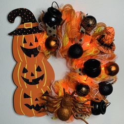 Light Up Pumpkin Wreath - Halloween Decor