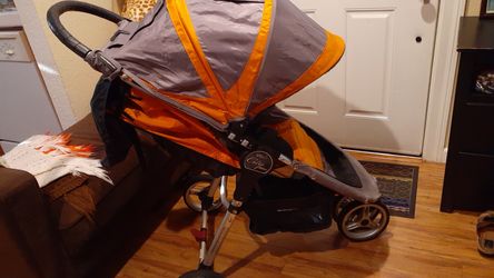 baby stroller in very good condition like new