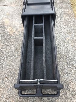 Dakota 283 Gun vault $300