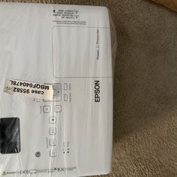 NEW Epson Projector – Awesome for Movies & Presentations – $200 OBO