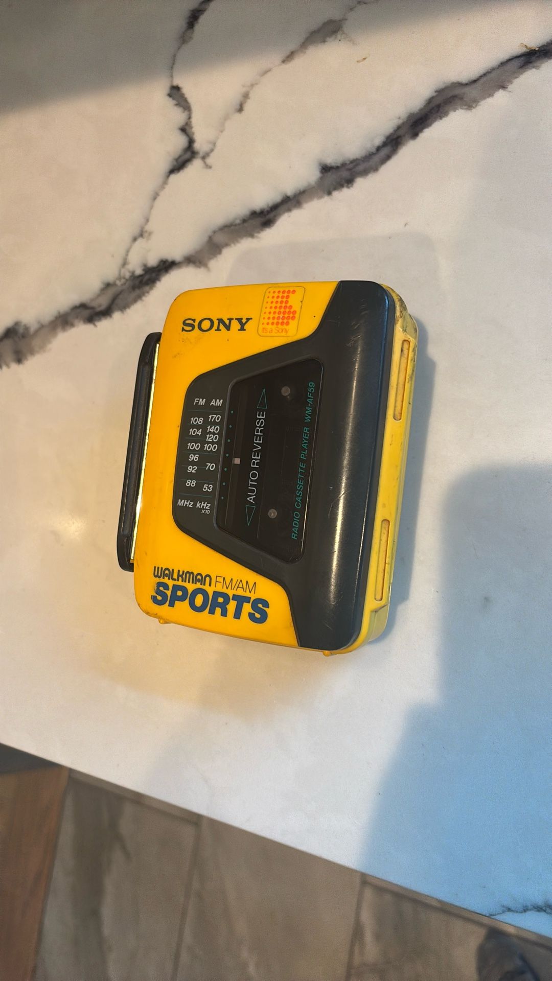 Sony Walkman SPORTS classic walkman WM-AF59. Good Condition!