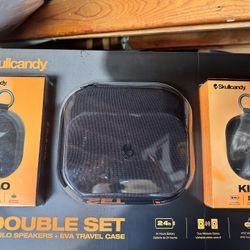 New Skullcandy Kilo Portable Wireless Waterproof Speakers 2 pack + Travel Case