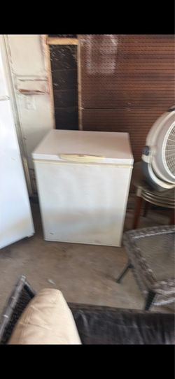 Deep freezer