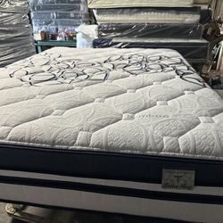 BRAND NEW “LUXURY EURO PILLOW TOP HYBRID BAMBOO” MATTRESSES  COLCHONES NUEVOS PILLOW TOP 💯  💥12 inches thick 💥  Queen $240 ❌ $300 With Box Spring 