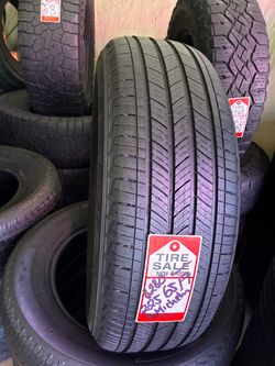 225/65/17.  MICHELIN