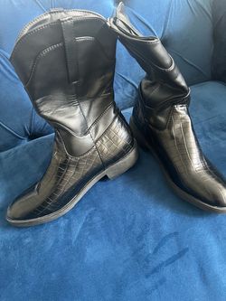 Men black boots