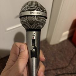 Unisphere Professional microphone