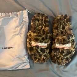 Leopard print balenciaga slides