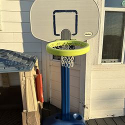 Basketball Hoop With Ball 🏀 