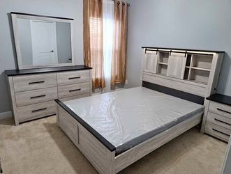 NEW RUSTIC 4-PIECE BEDROOM SET WITH SMART HEADBOARD AVAILABLE IN KING AND QUEEN