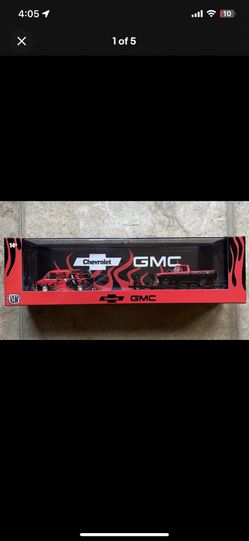 M2 team transport Chevrolet 1973 van G10 and 76 GMC Sierra Grande