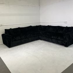 💥 Brand New Black Corduroy Sectional 