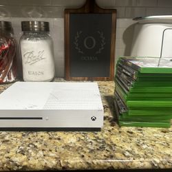 Xbox One S + 10 Games (NO Controller / NO Power Cord)