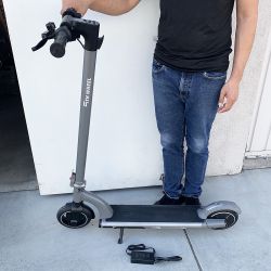 New $165 5th Wheel M1 Electric Foldable Scooter 13.7 Miles Range, 15.5 MPH, 500W Peak Motor, 8” Inner-Support Tires 