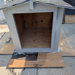 Brand New Just Built Extra Large Dog House Shingle Roof Lifted From The Ground Grantingo Leak